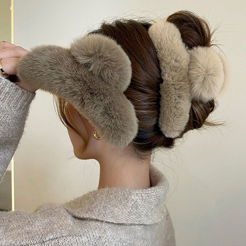 Winter Faux Fur Hair Claw Rabb - đánh giá và giá Women'S Winter Accessories Set