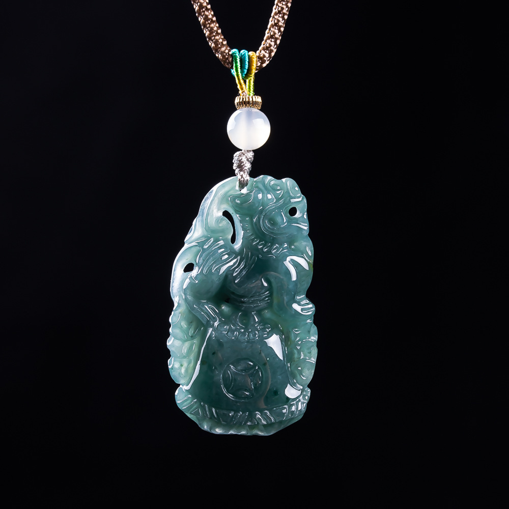 Burmese Jadeite Pixiu Pendant  - đánh giá và giá Women'S Accessories