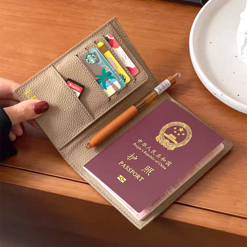 Custom Name Passport Holder Ge - đánh giá và giá Women Accessories Business Name
