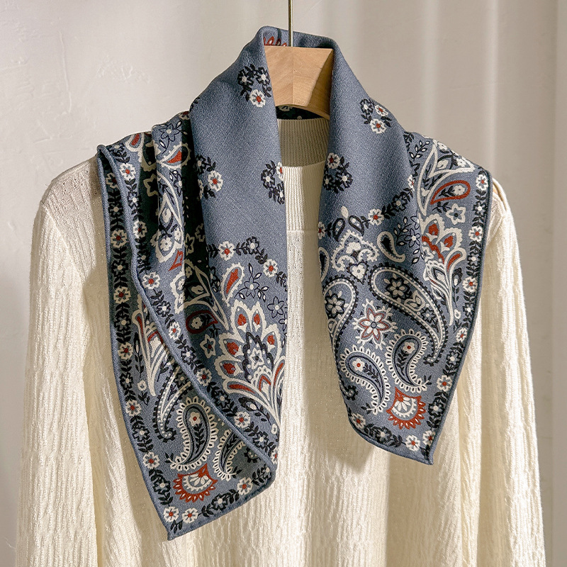 70% Wool 30% Silk Scarf Women  - đánh giá và giá Women'S Winter Accessories Set